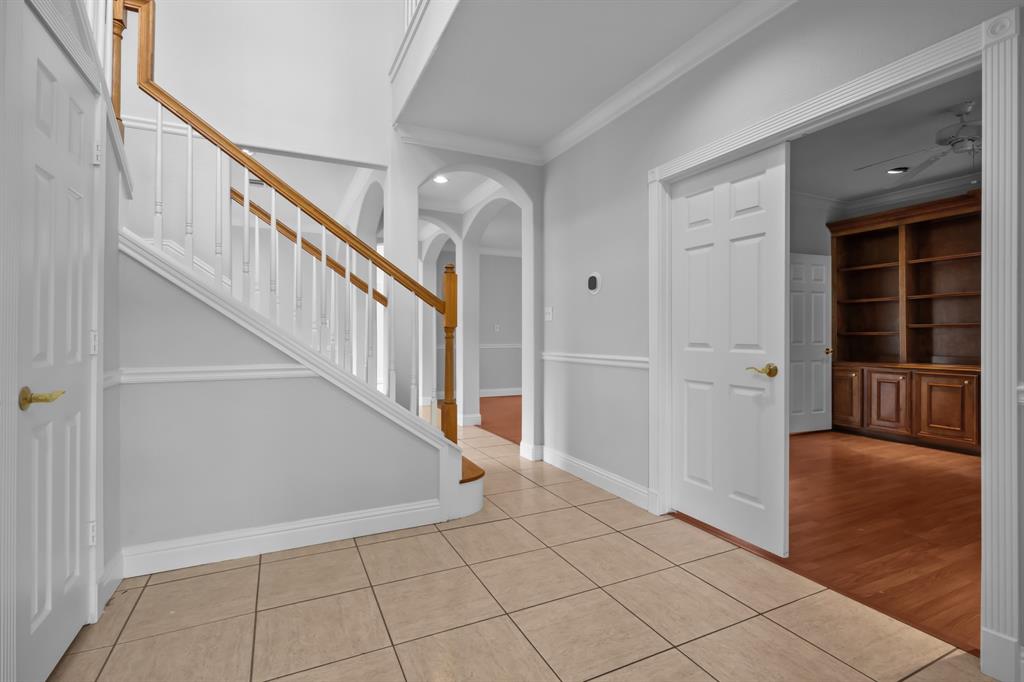 2350 Hawk Meadows
