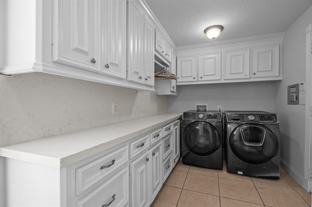 2350 Hawk Meadows, Pearland, Texas image 11