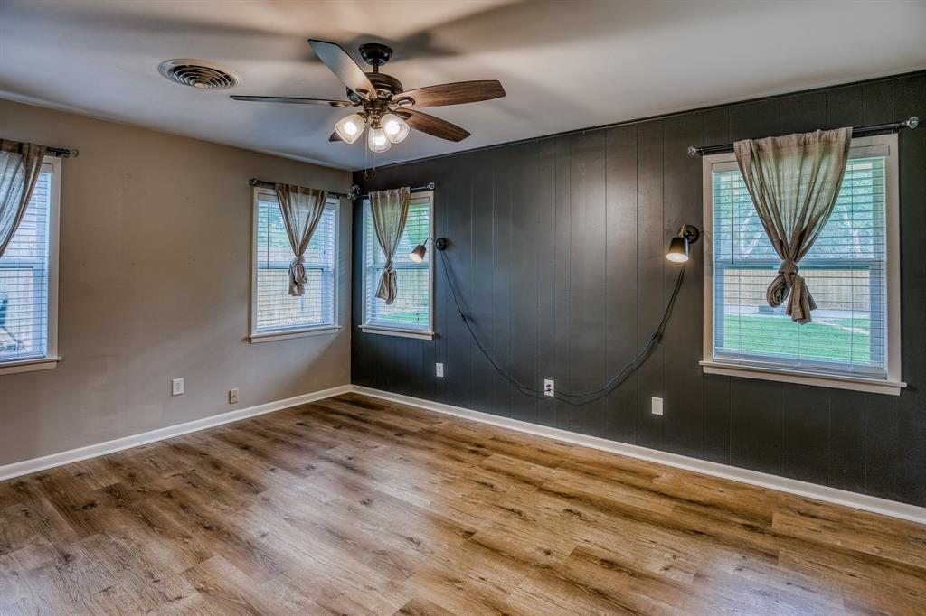 904 Mae Way, Brenham, Texas image 21