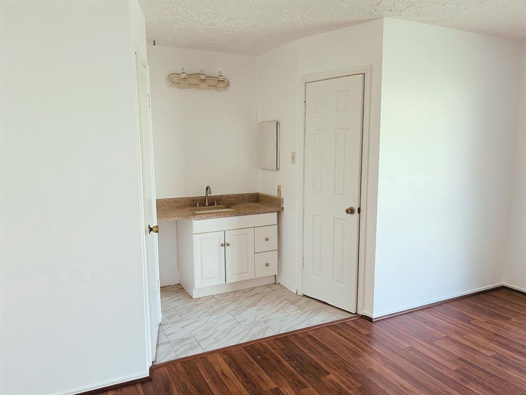 10603 Village Trail Drive, Houston, Texas image 13