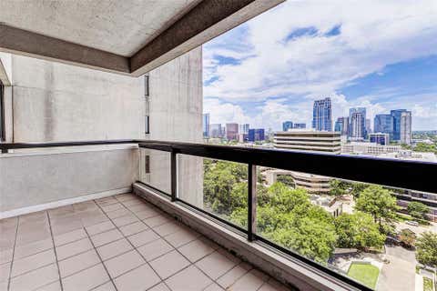 Condo For Sale - 49 Briar Hollow Lane #1801<br/> Houston, TX 77027