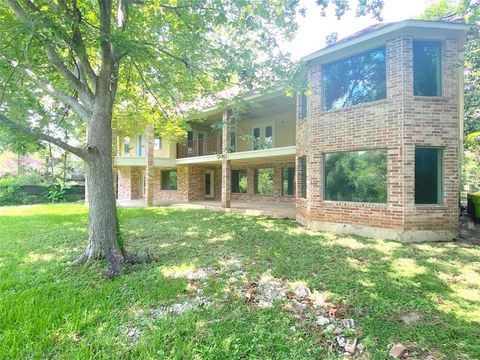 A home in Missouri City