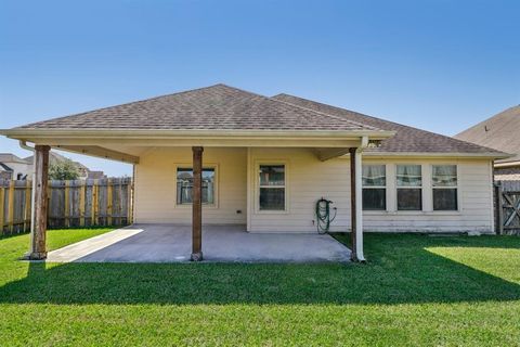 A home in League City