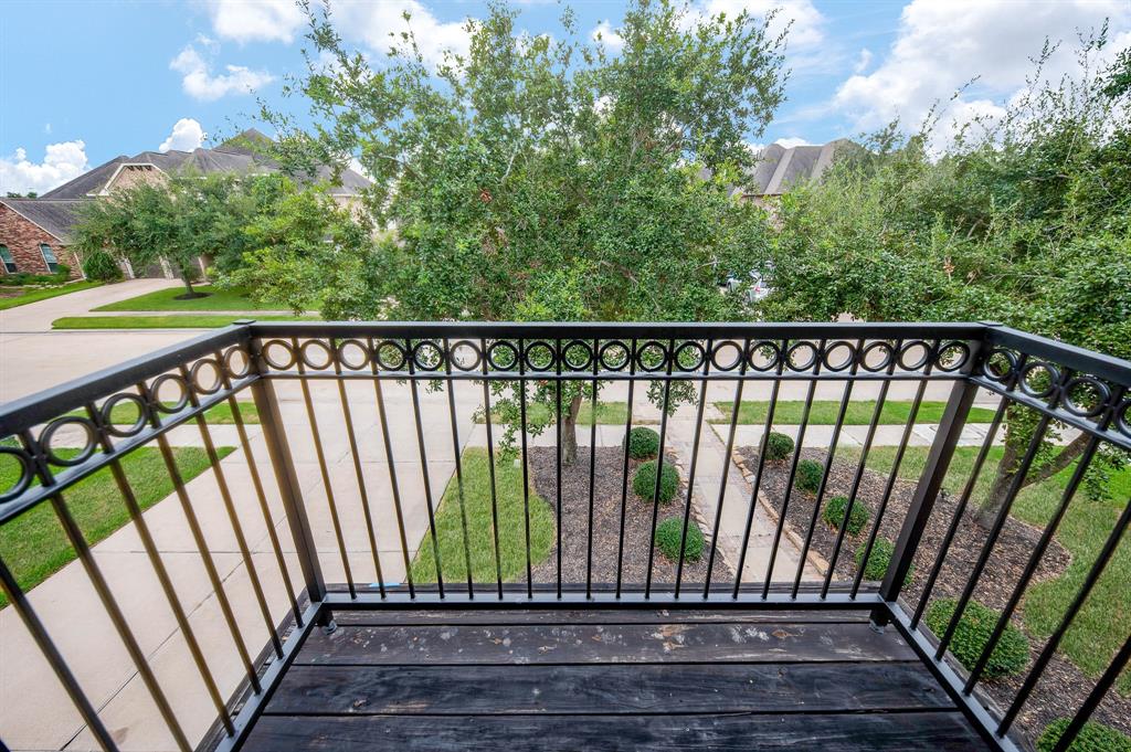 23926 Via Renata Drive, Richmond, Texas image 38