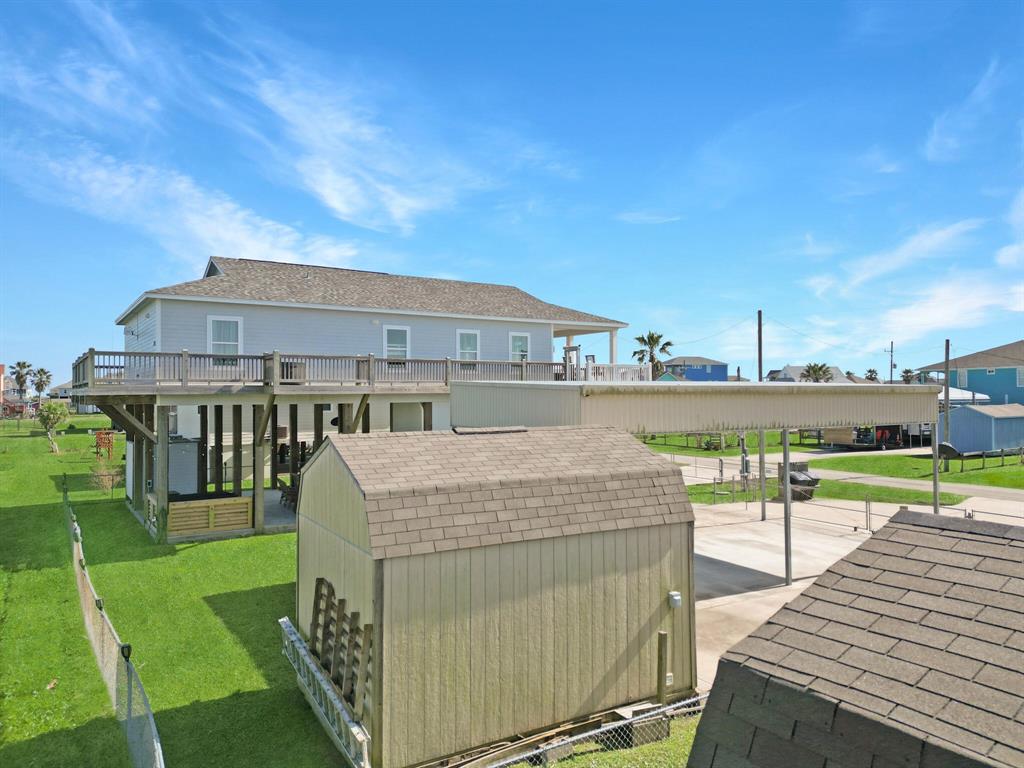 942 Meynig Drive, Crystal Beach, Texas image 6