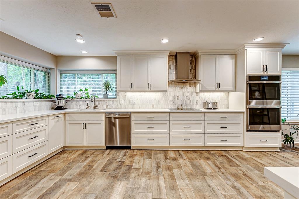 22814 Wren Lane, Tomball, Texas image 1