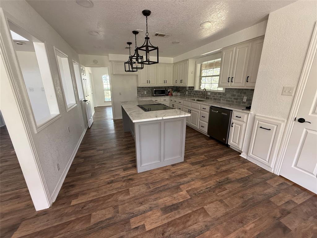 584 Old Antioch Road, Smithville, Texas image 8