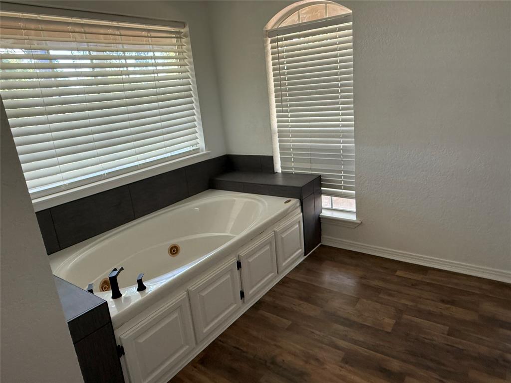 584 Old Antioch Road, Smithville, Texas image 19