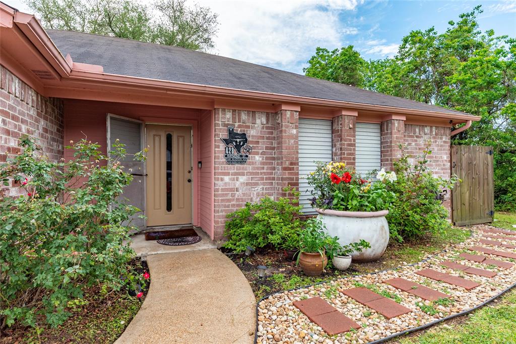 428 Raymond Street, La Marque, Texas image 1
