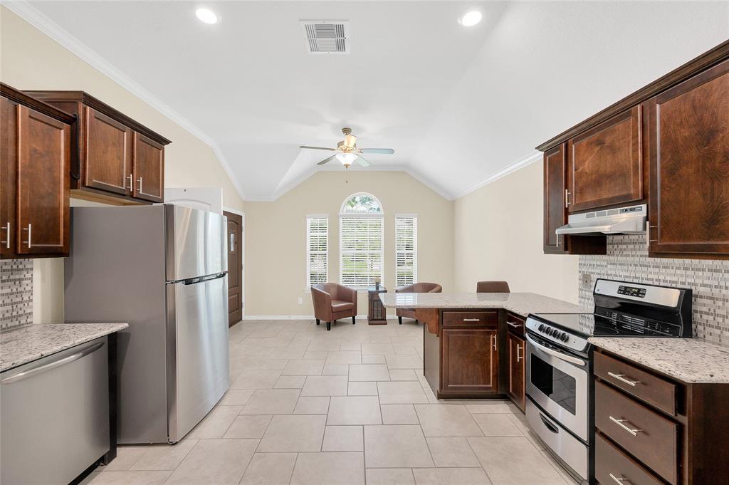 23616 Alder Branch Lane, New Caney, Texas image 21