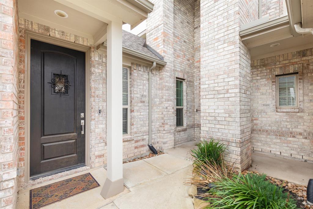4927 Sierra Ridge Drive