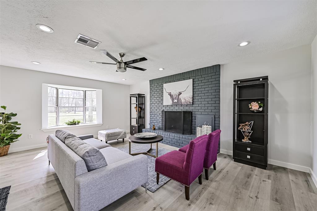 1201 Shady Oak Lane, Dickinson, Texas image 7