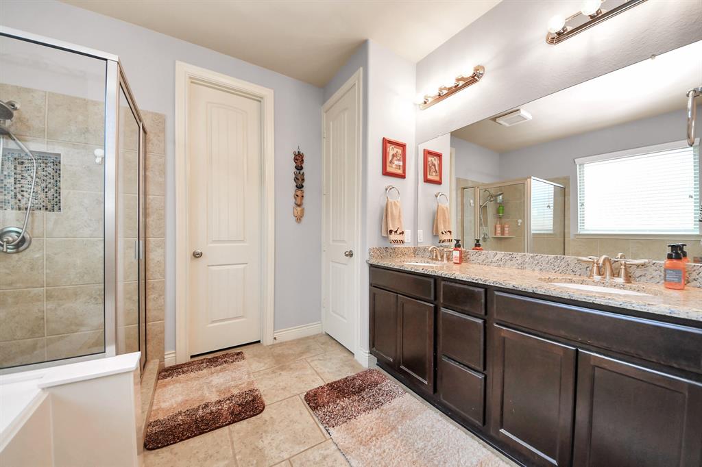 745 Somerset Landing Lane, League City, Texas image 30