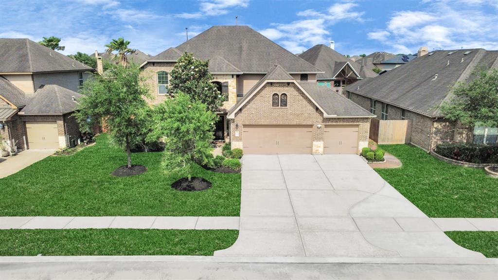 745 Somerset Landing Lane, League City, Texas image 3
