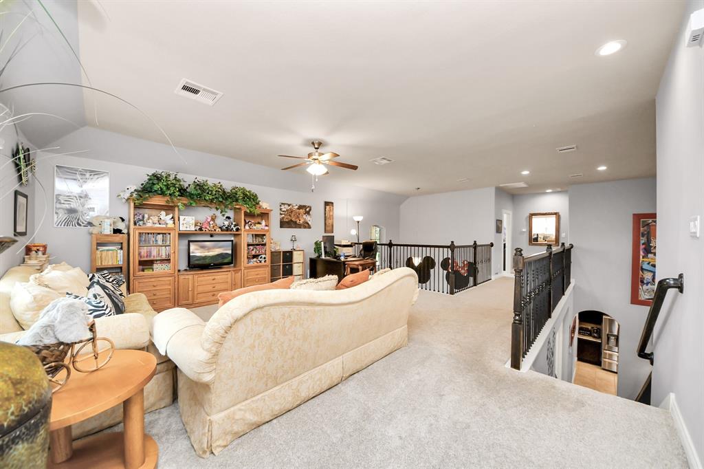 745 Somerset Landing Lane, League City, Texas image 38