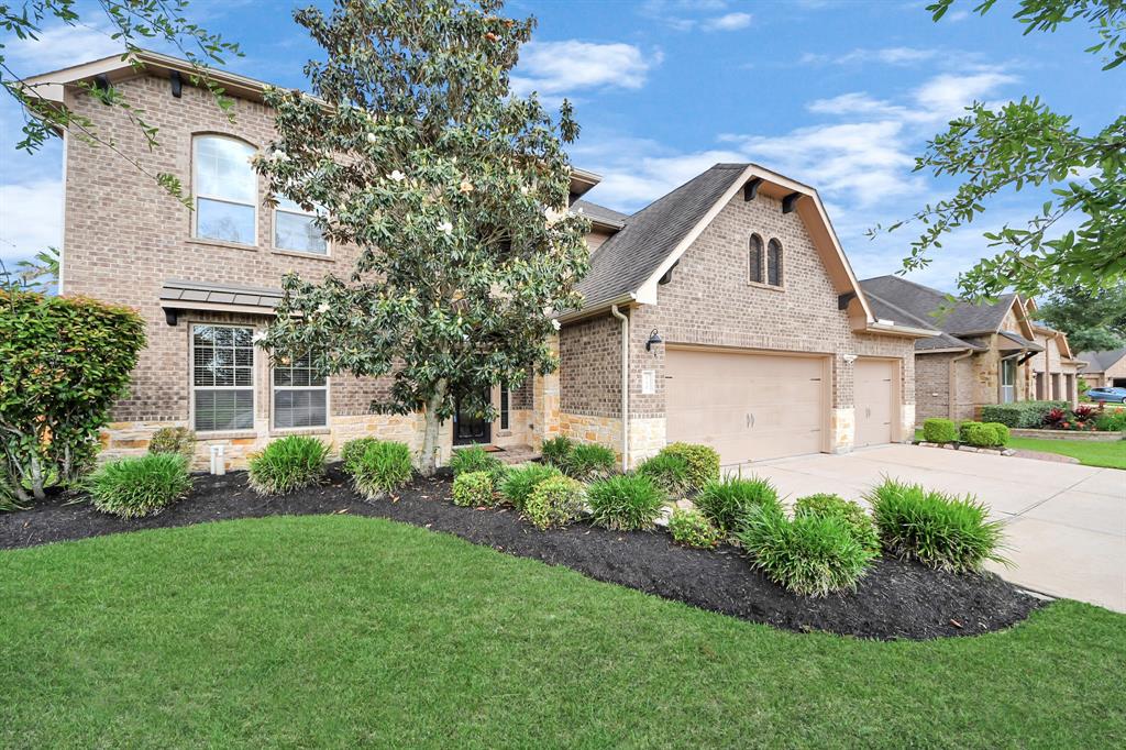 745 Somerset Landing Lane, League City, Texas image 1