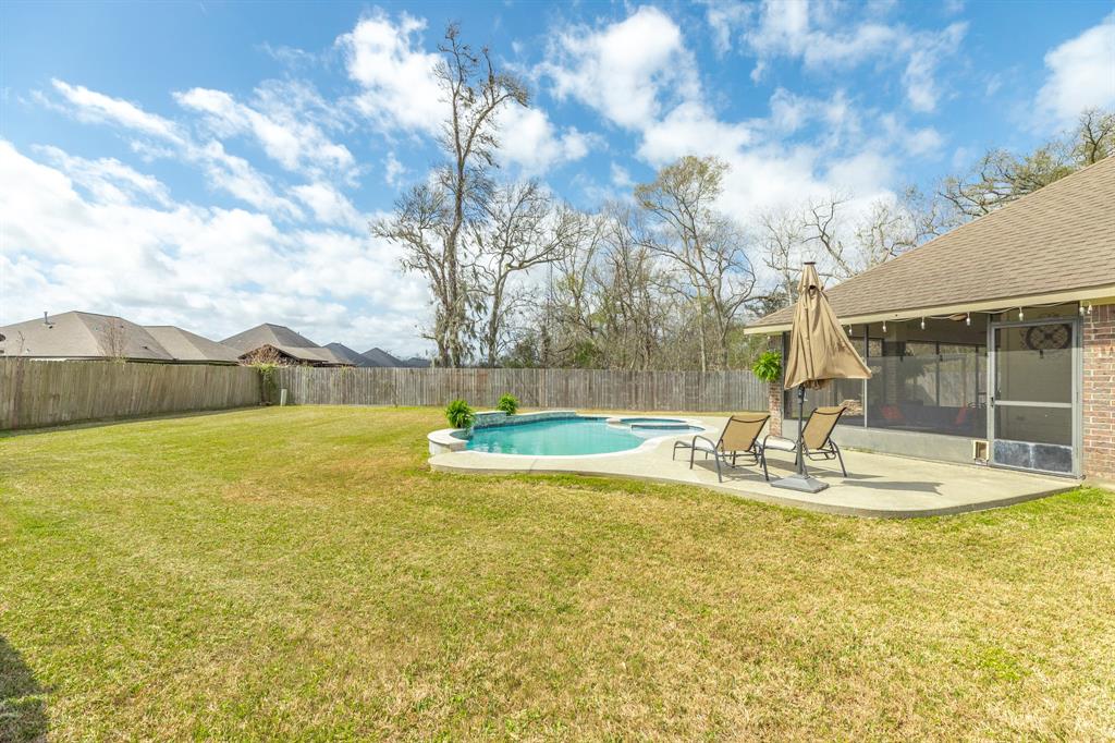 105 Jay Court, Richwood, Texas image 24