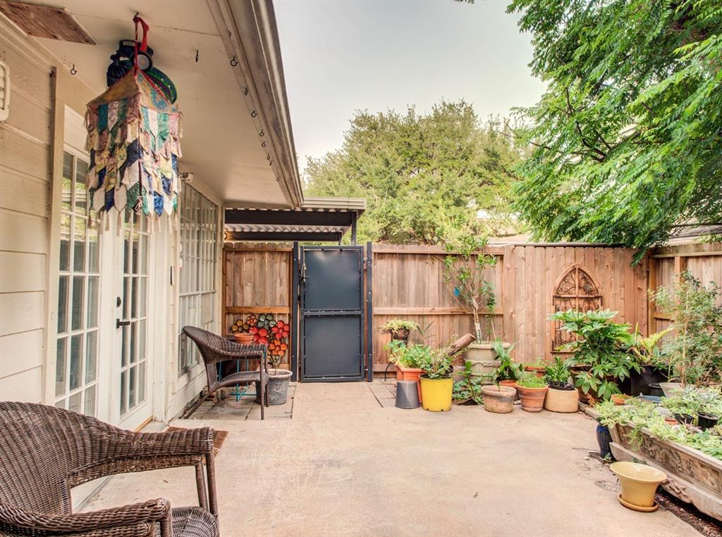 9404 Beechnut Street, Houston, Texas image 2
