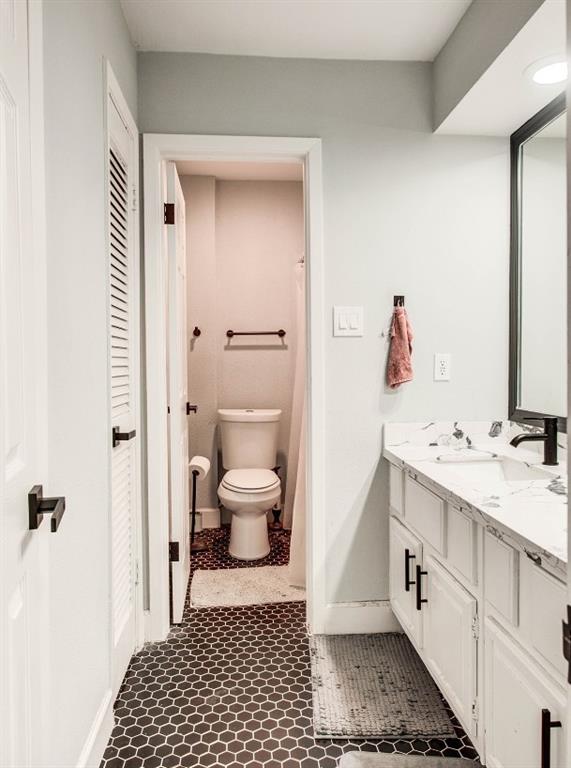 9404 Beechnut Street, Houston, Texas image 25