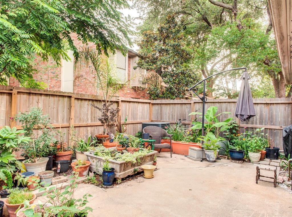 9404 Beechnut Street, Houston, Texas image 30