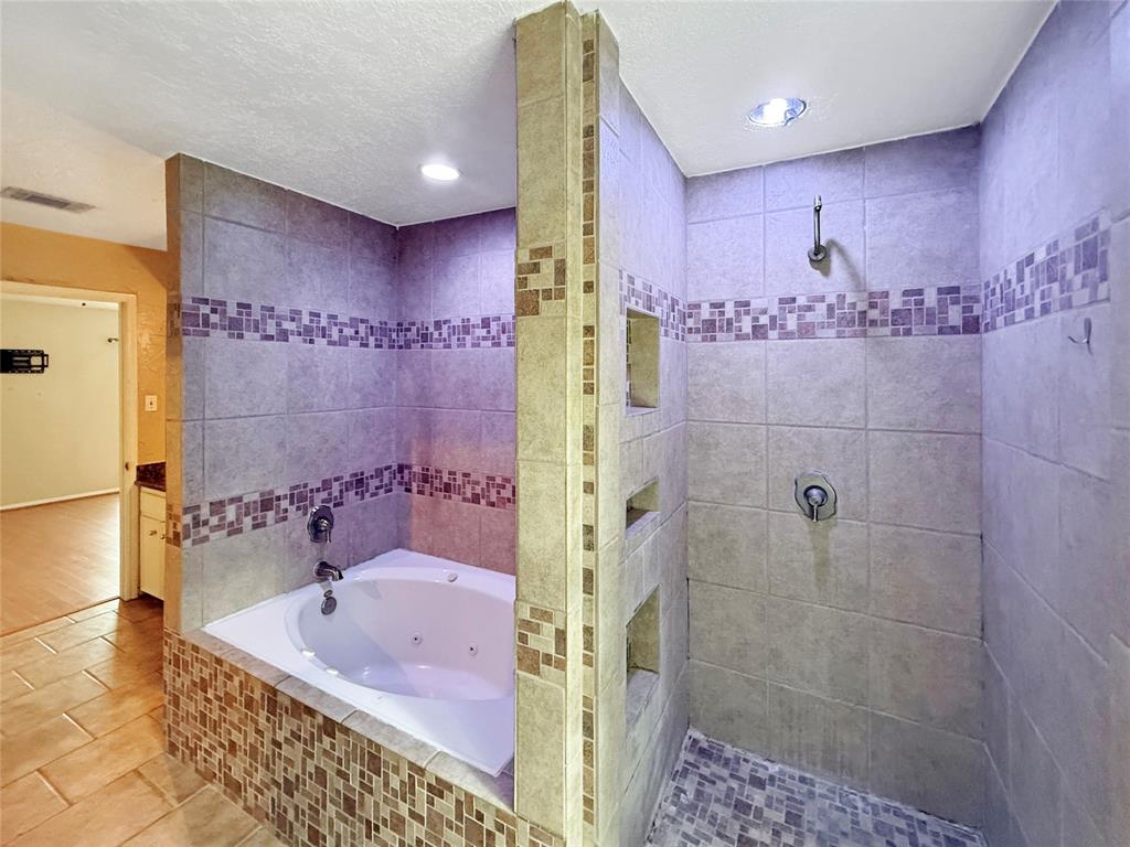 13311 Ravensway Drive, Cypress, Texas image 26