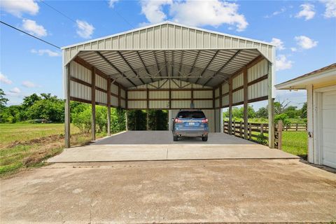 A home in Angleton