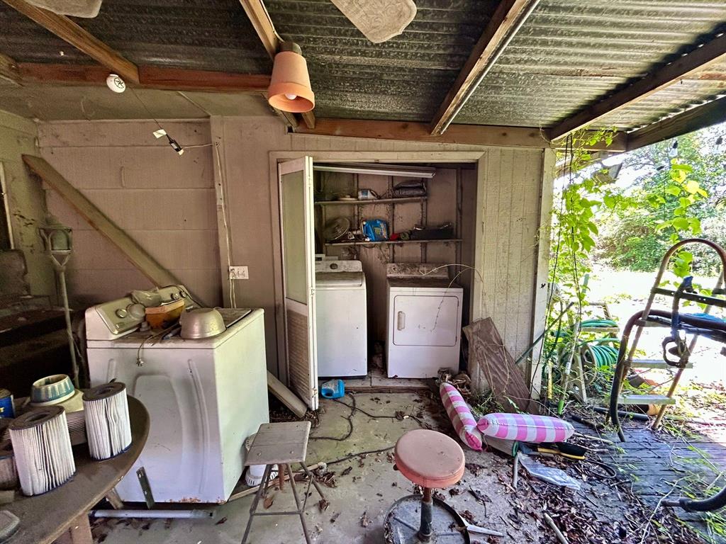 706 Redondo Drive, Houston, Texas image 6