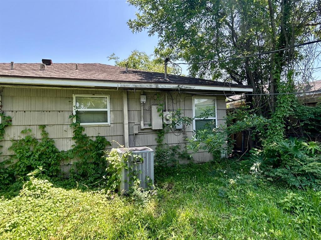 706 Redondo Drive, Houston, Texas image 5