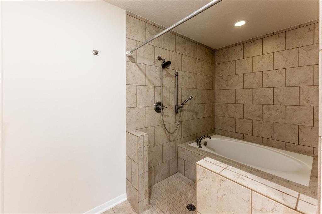 218 Rosenwall Road, Huntsville, Texas image 32