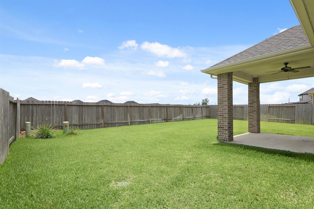 7919 Chantilly Manor, Fulshear, Texas image 40