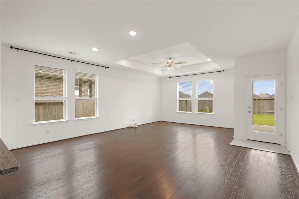 7919 Chantilly Manor, Fulshear, Texas image 12