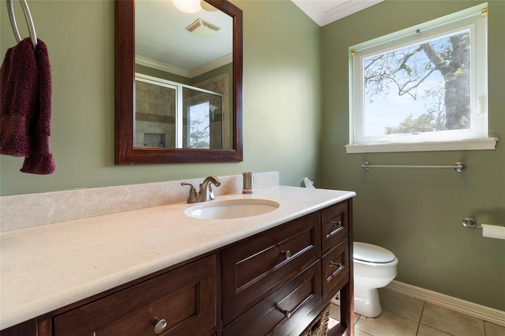 430 Walnut Street, Lake Jackson, Texas image 21