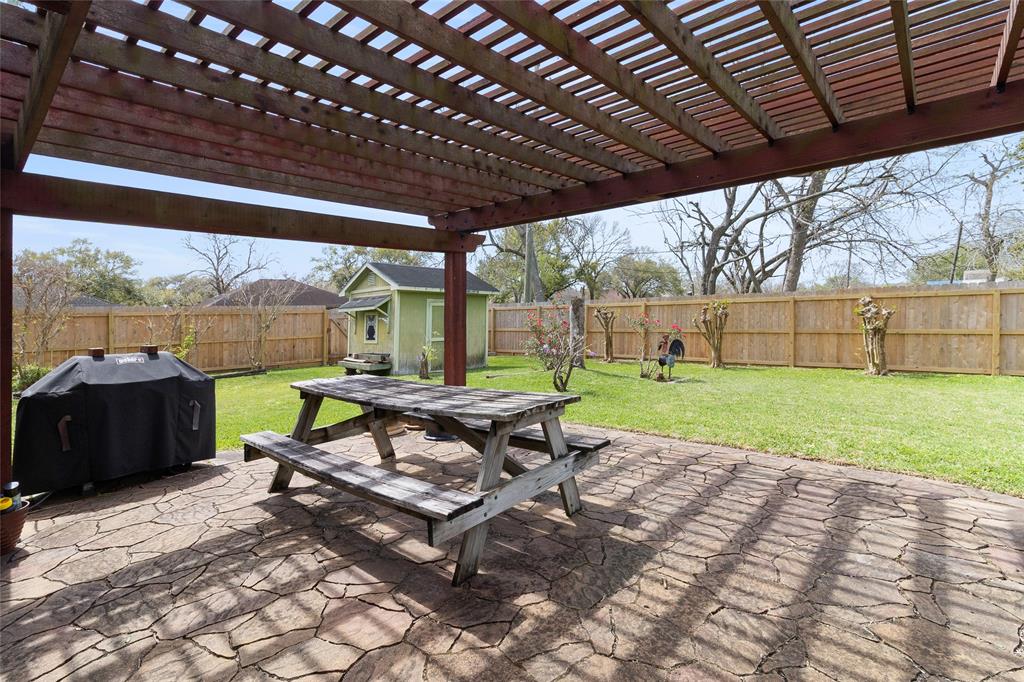 430 Walnut Street, Lake Jackson, Texas image 26