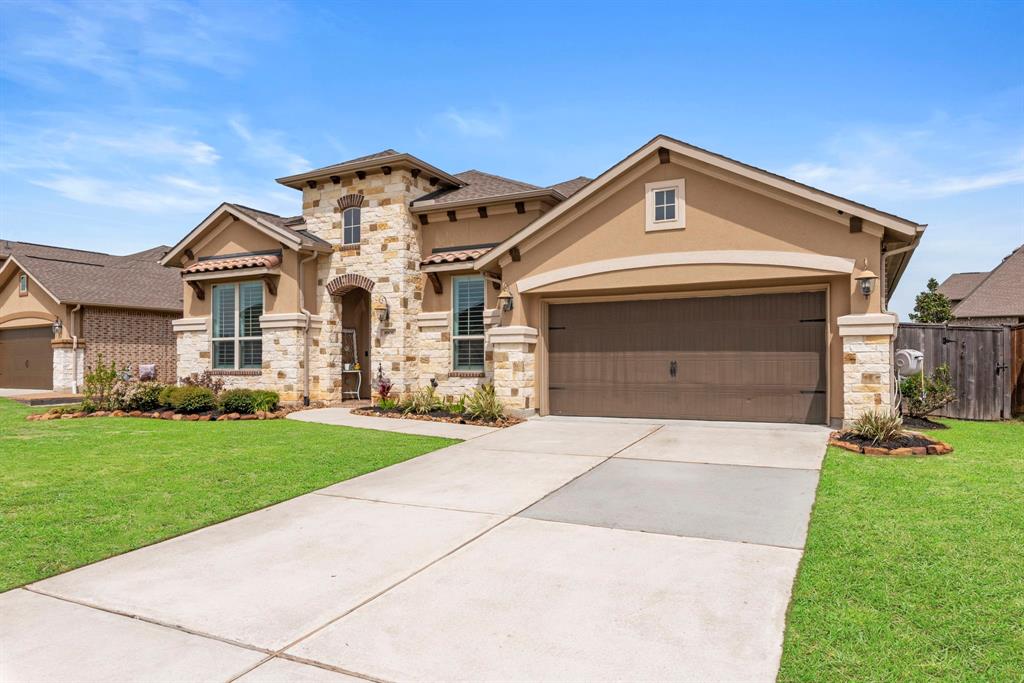 8906 Stonebriar Creek Crossing, Tomball, Texas image 3