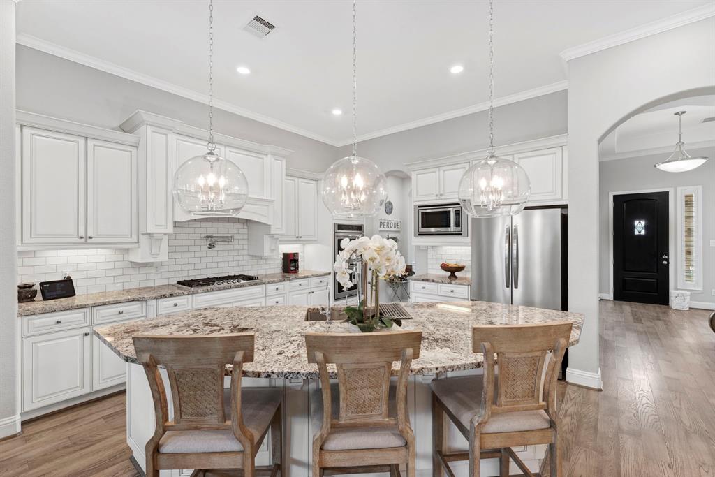 8906 Stonebriar Creek Crossing, Tomball, Texas image 13