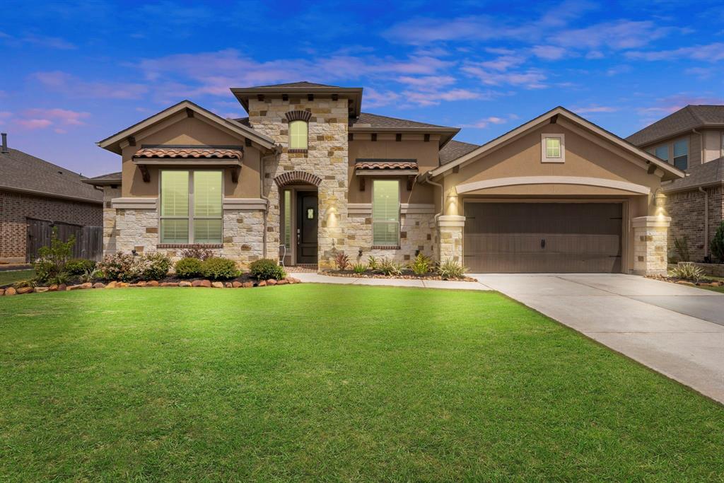 8906 Stonebriar Creek Crossing, Tomball, Texas image 1
