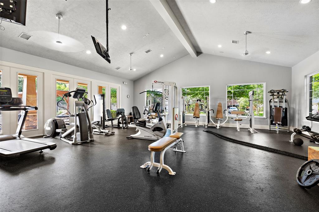 9023 Cedar Run Falls, Tomball, Texas image 33