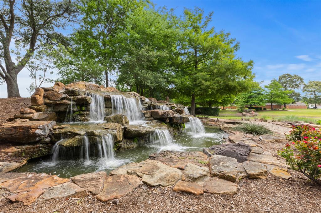 9023 Cedar Run Falls, Tomball, Texas image 36