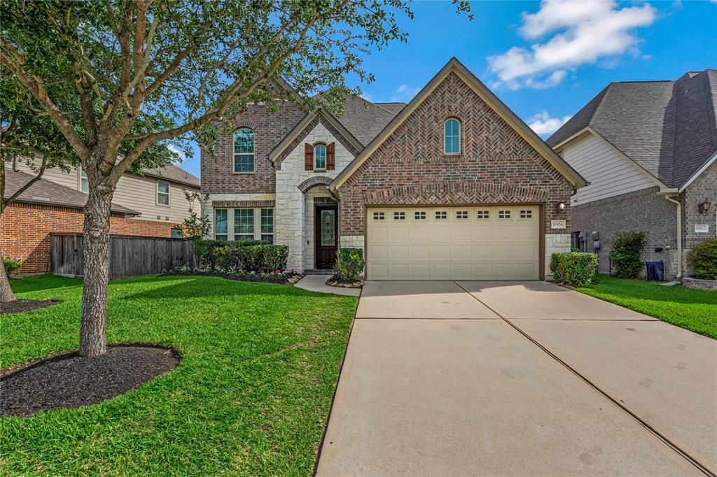 10826 Paula Bluff Lane, Cypress, Texas image 2