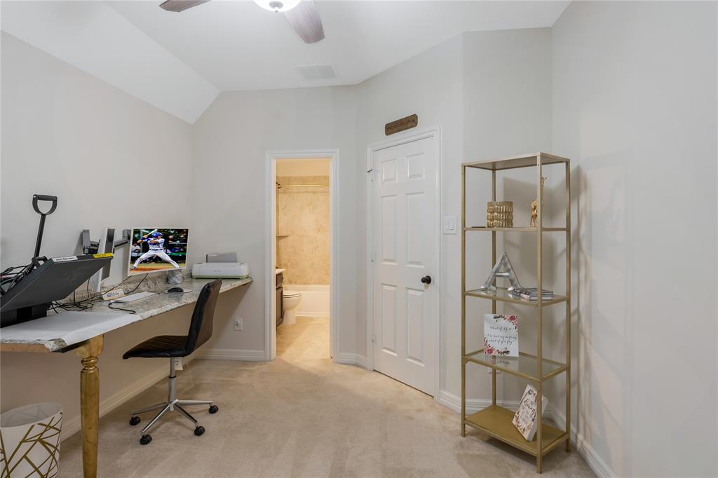 10826 Paula Bluff Lane, Cypress, Texas image 37