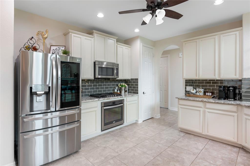 10826 Paula Bluff Lane, Cypress, Texas image 21