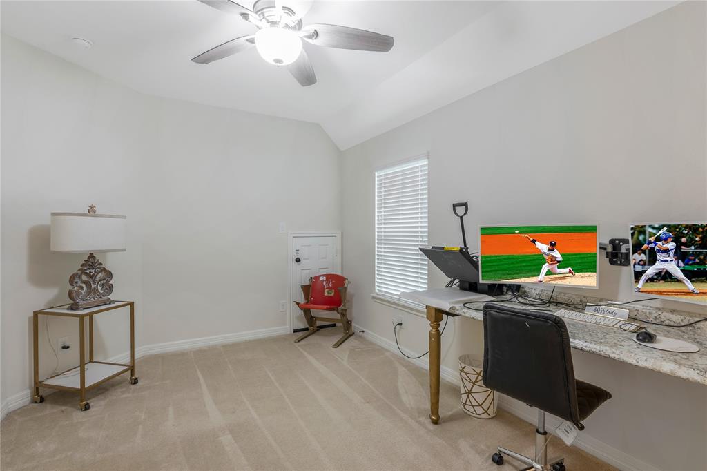 10826 Paula Bluff Lane, Cypress, Texas image 38