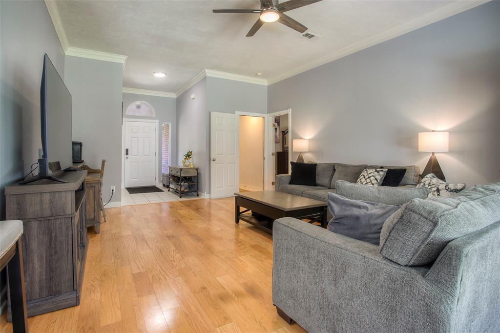 13 Westwood Drive, Huntsville, Texas image 6