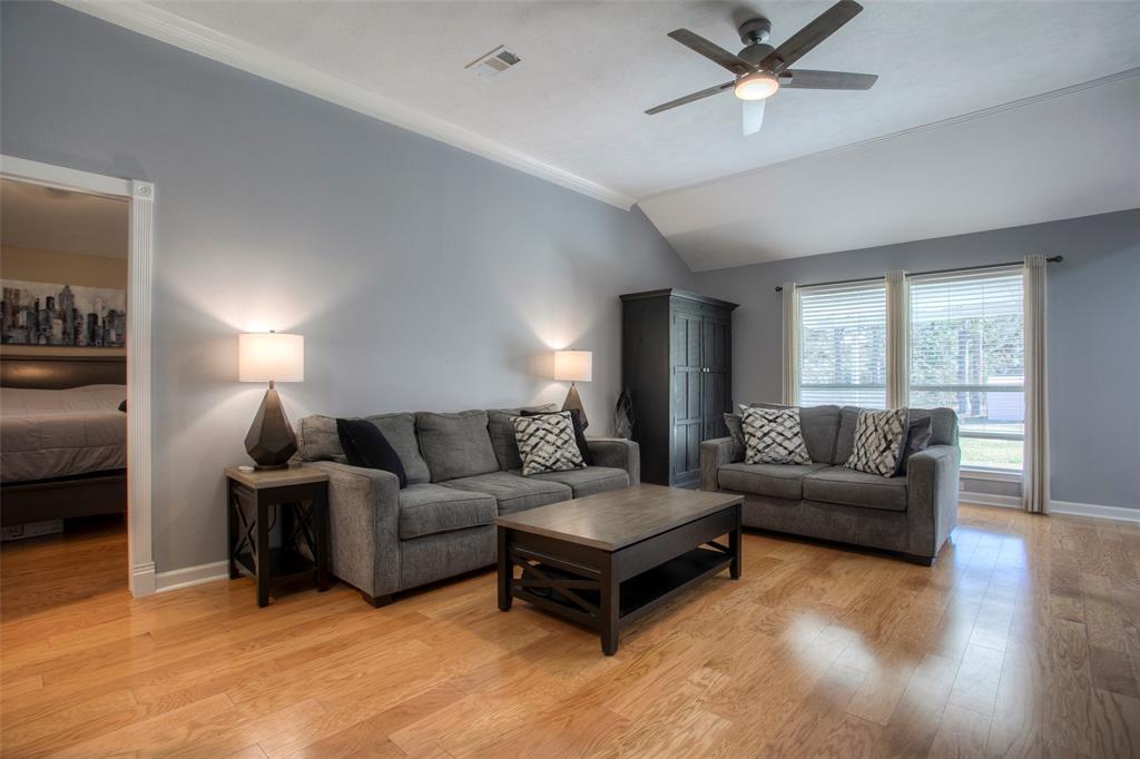 13 Westwood Drive, Huntsville, Texas image 13