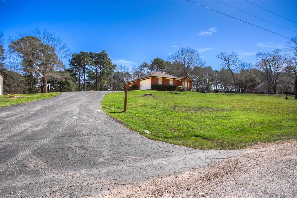 13 Westwood Drive, Huntsville, Texas image 32