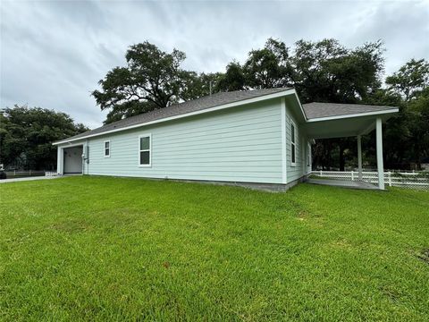 A home in La Marque