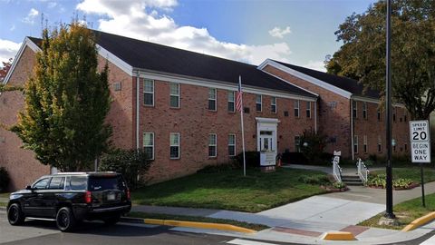 Photo of 101 W 2nd St St, Madison, IN 47250 (MLS # 22350756)