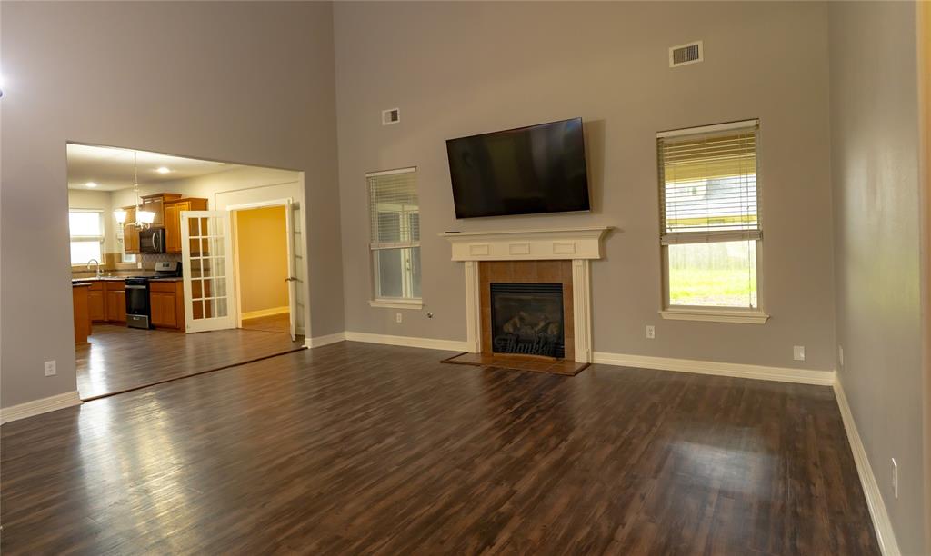 14006 Martinique Lane, Mont Belvieu, Texas image 12
