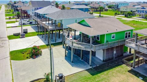 A home in Crystal Beach