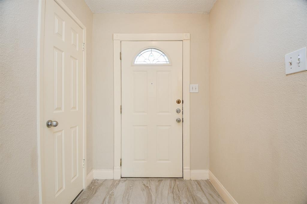 3920 Frontier Drive, Sugar Land, Texas image 10